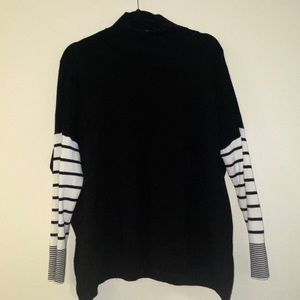 JONES NY STRIPED SLEEVED TURTLENECK SWEATER